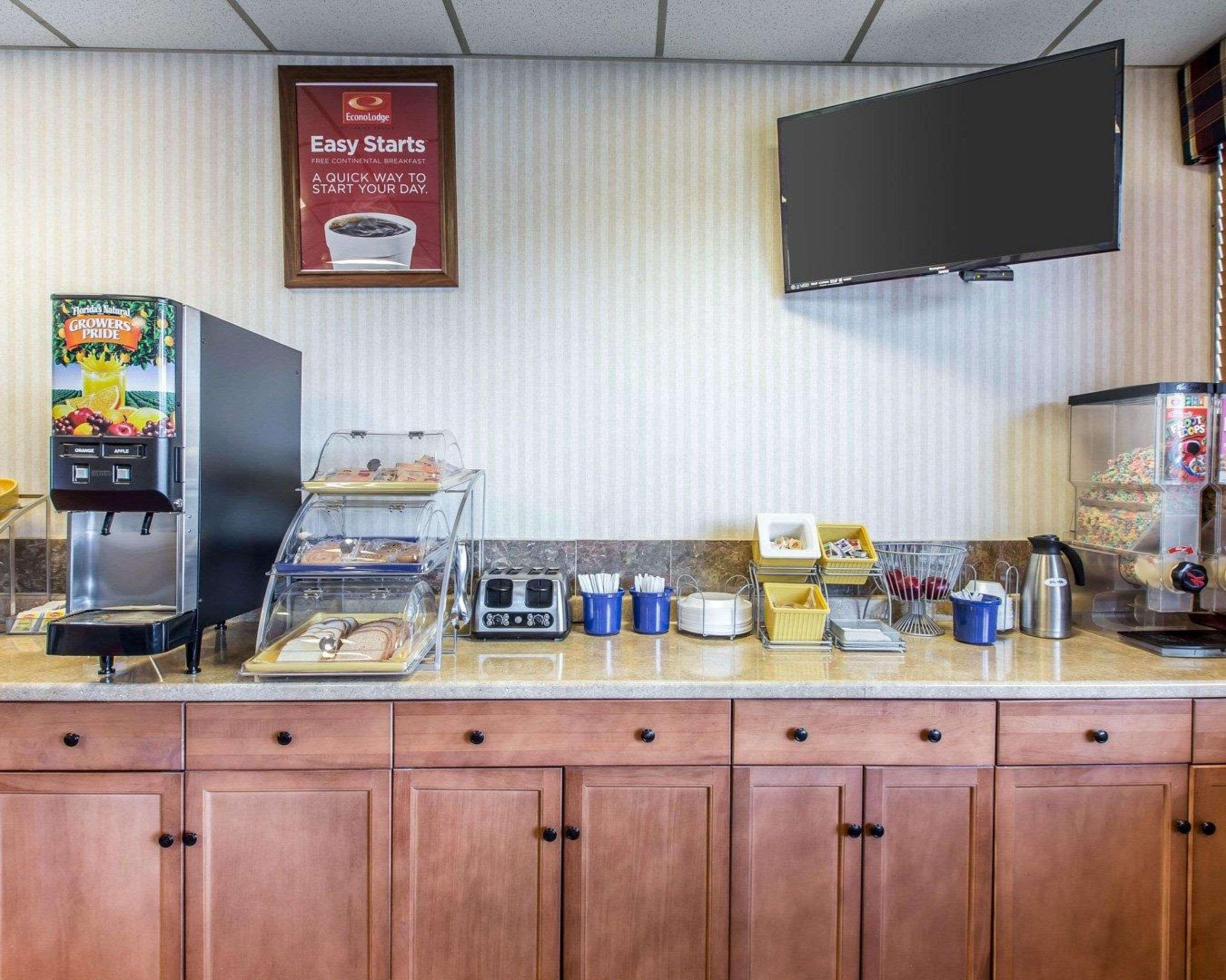 Econo Lodge Calhoun Luaran gambar