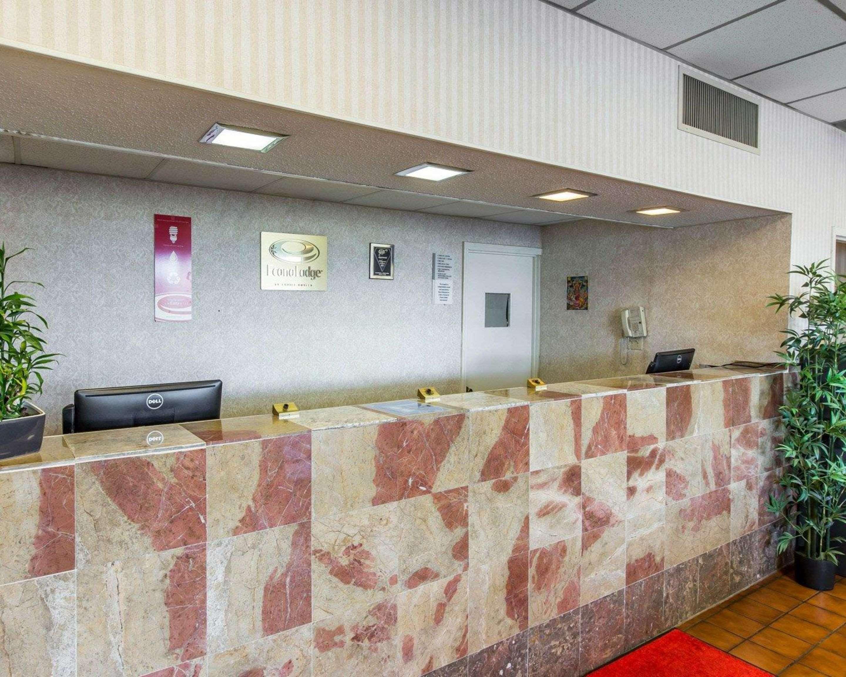 Econo Lodge Calhoun Luaran gambar